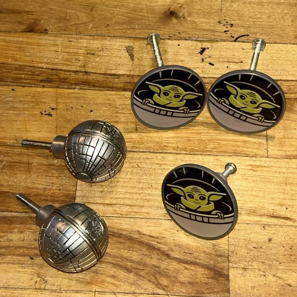 Star Wars Baby Yoda & Death Star Drawer Pulls, Cabinet Handles Lot Of 5 D2
